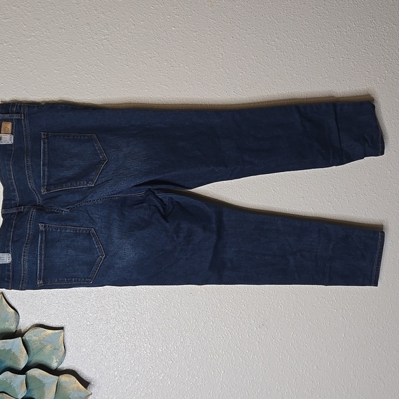 Sofia by Sofia Vergara Blue Ankle Cropped Jeans - Picture 3 of 3